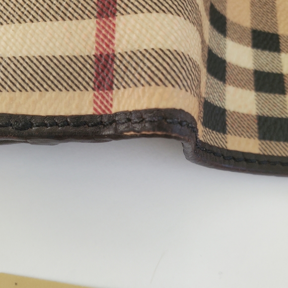 Burberry wallet - Picture 11 of 16